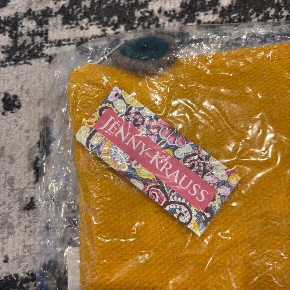 Sundance, Jenny Krauss Animal Tales Pouch, Yellow, Dog, Handmade, Wool, NEW - Picture 7 of 7